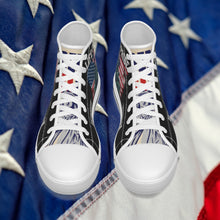 Load image into Gallery viewer, Veterans Men&#39;s Canvas Shoes
